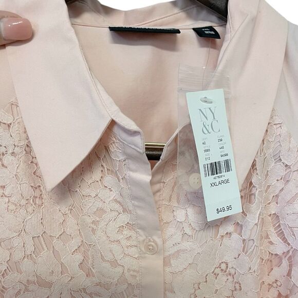 NY&CO 7th Avenue Lace Trim Button Down Blouse - Picture 5 of 6